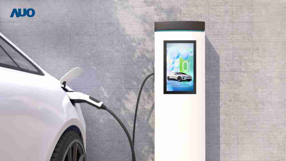 友達〝EVSE車用充電樁解決方案〞專為電動汽車充電樁設計，，，，具有高亮度、、克服戶外艱難環境的耐溫、、、耐紫外線等特性，，，並搭載散熱性及擴充性強的高效能工業電腦，，，可實現人機互動訴求，，如資訊顯示、、、、支付等應用